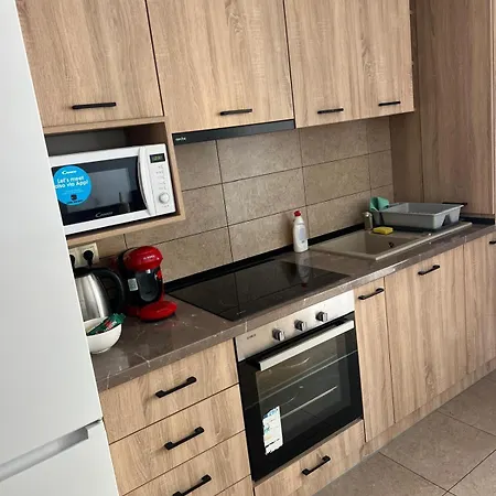 Coresi 3 בראשוב